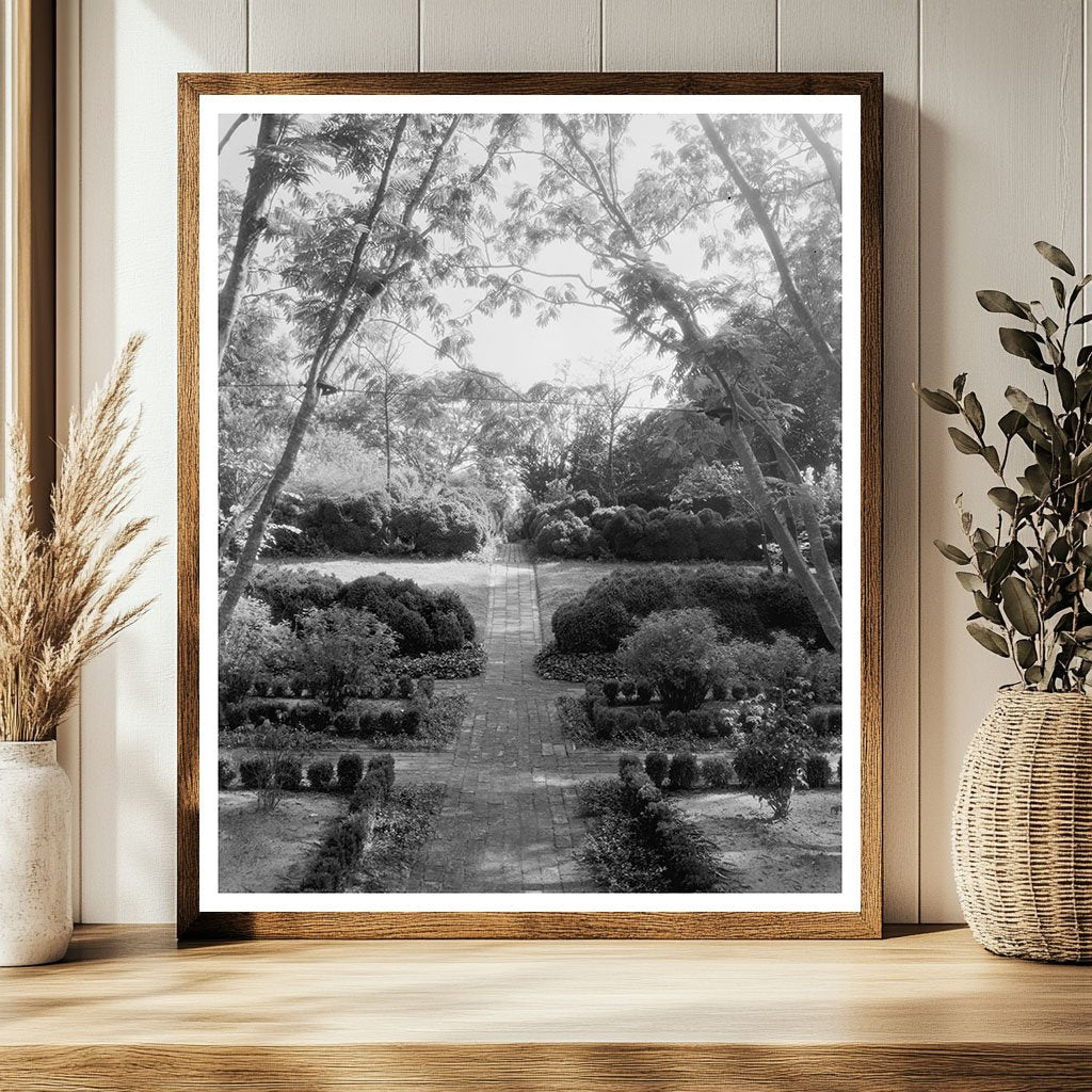 Historic Williamsburg, Virginia Photograph, Early 20th Centu