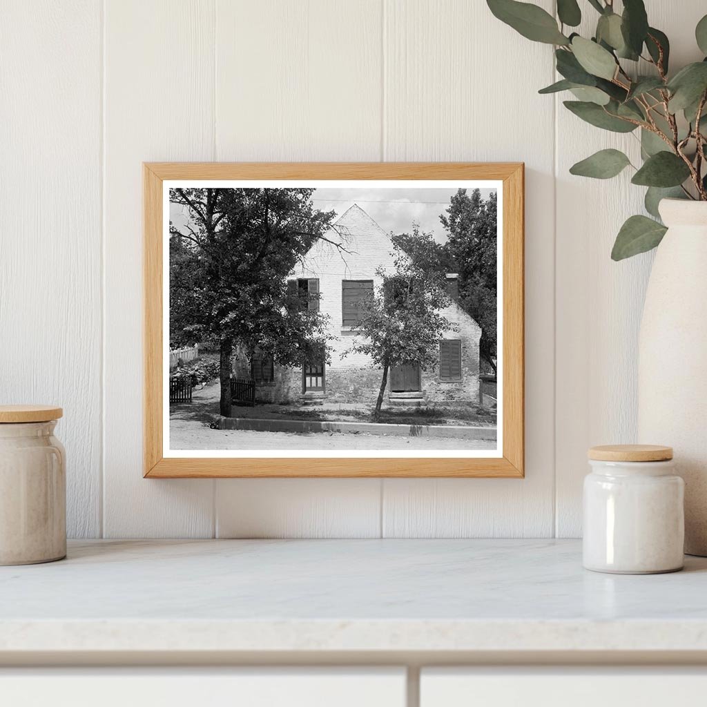 Falmouth VA Coach Gate Photo - 20th Century History