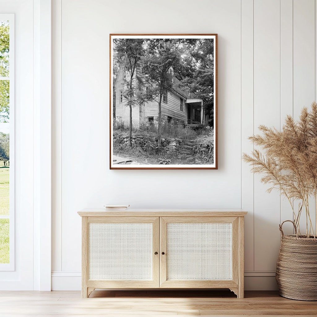 Historic House in Falmouth, VA - Early 20th Century Architec