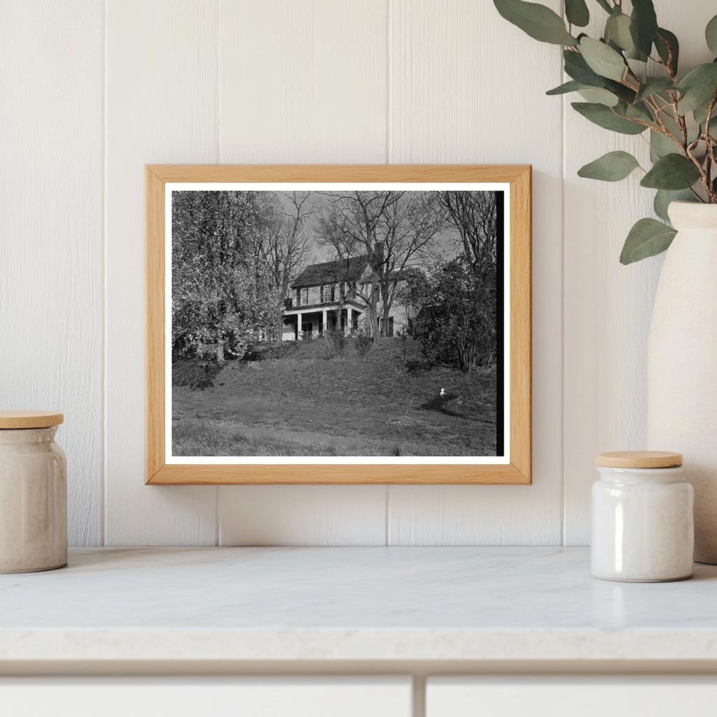 Historic Residence in Falmouth, VA - Early 1900s Photo