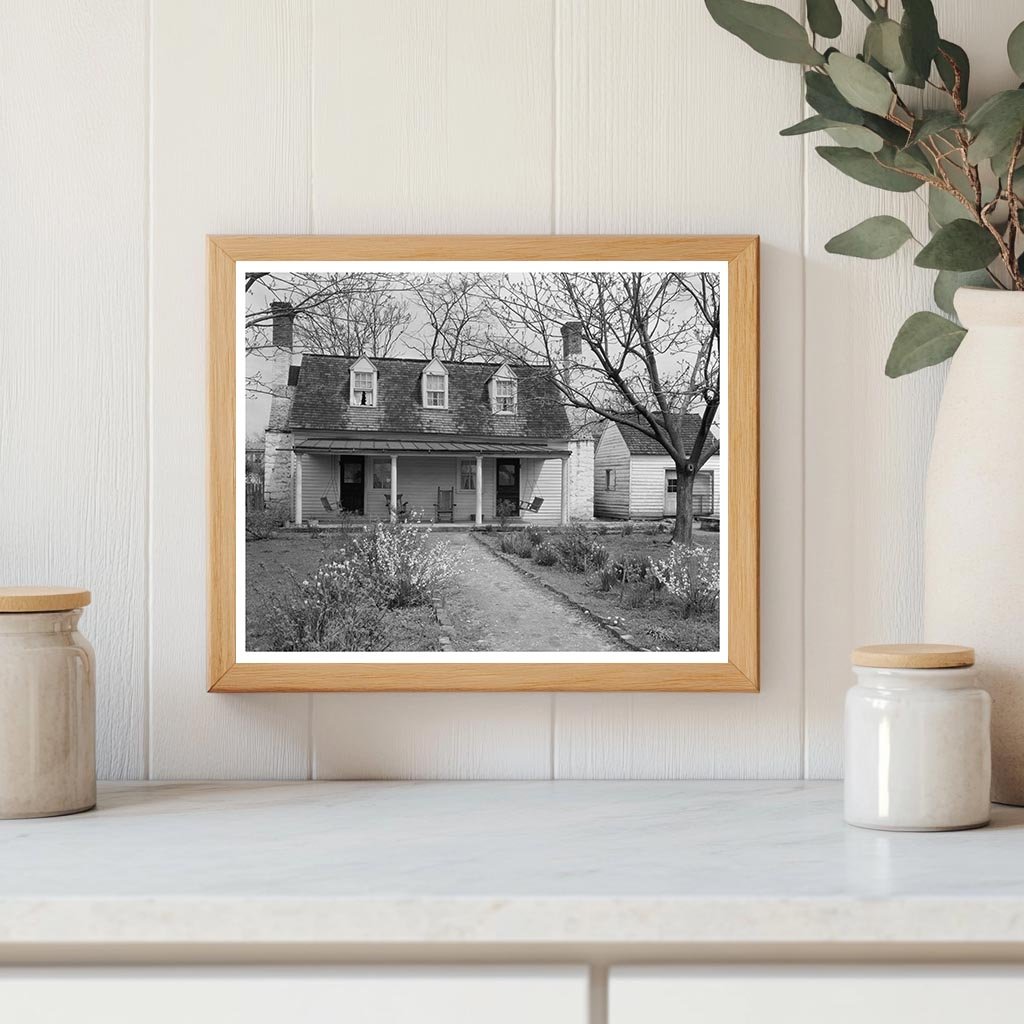 Historic Farmhouse in Falmouth, Virginia, 1900s