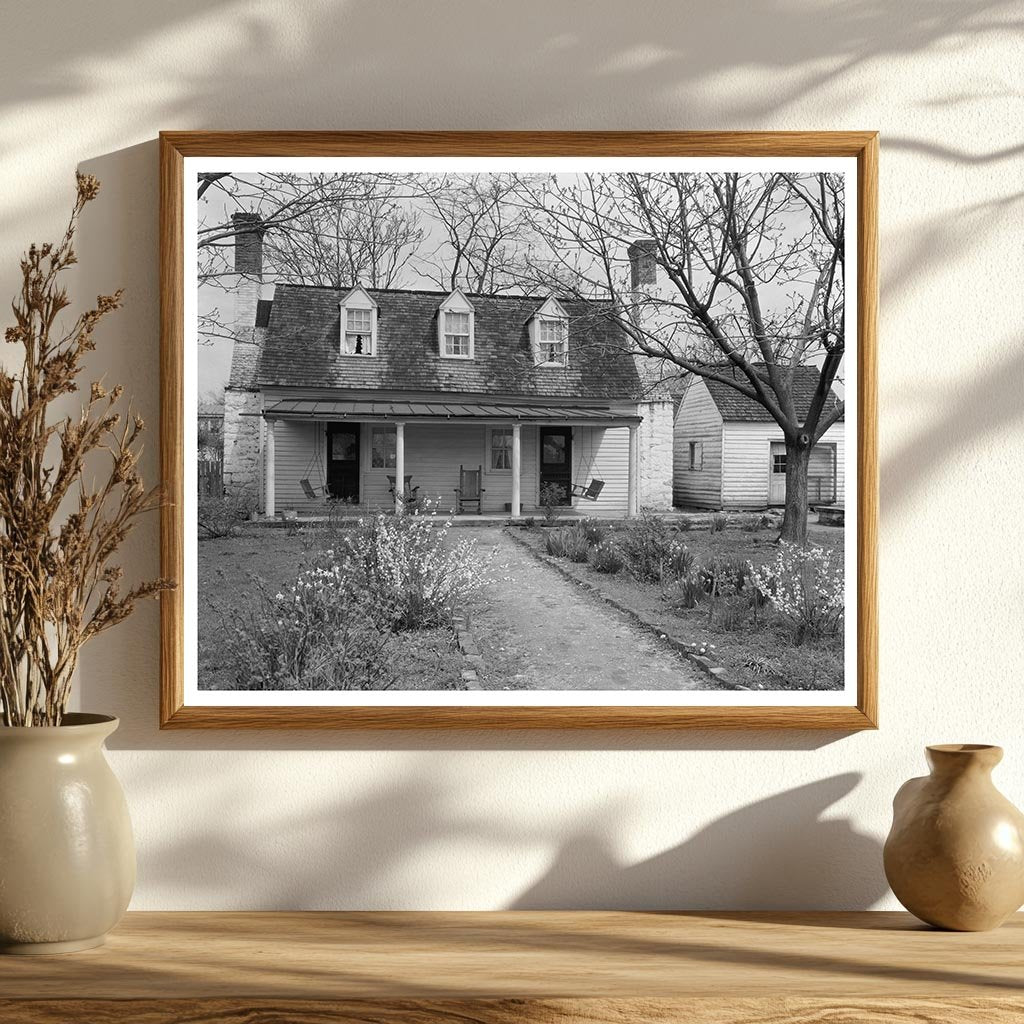 Historic Farmhouse in Falmouth, Virginia, 1900s
