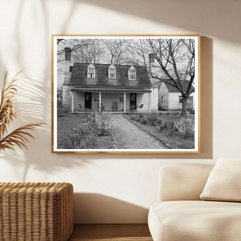 Historic Farmhouse in Falmouth, Virginia, 1900s