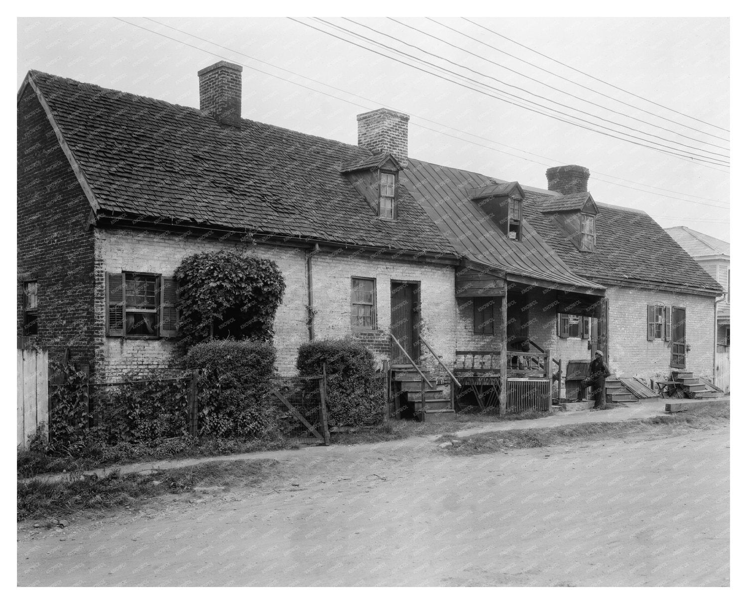 Fredericksburg VA Row Houses, Early 1900s Architecture