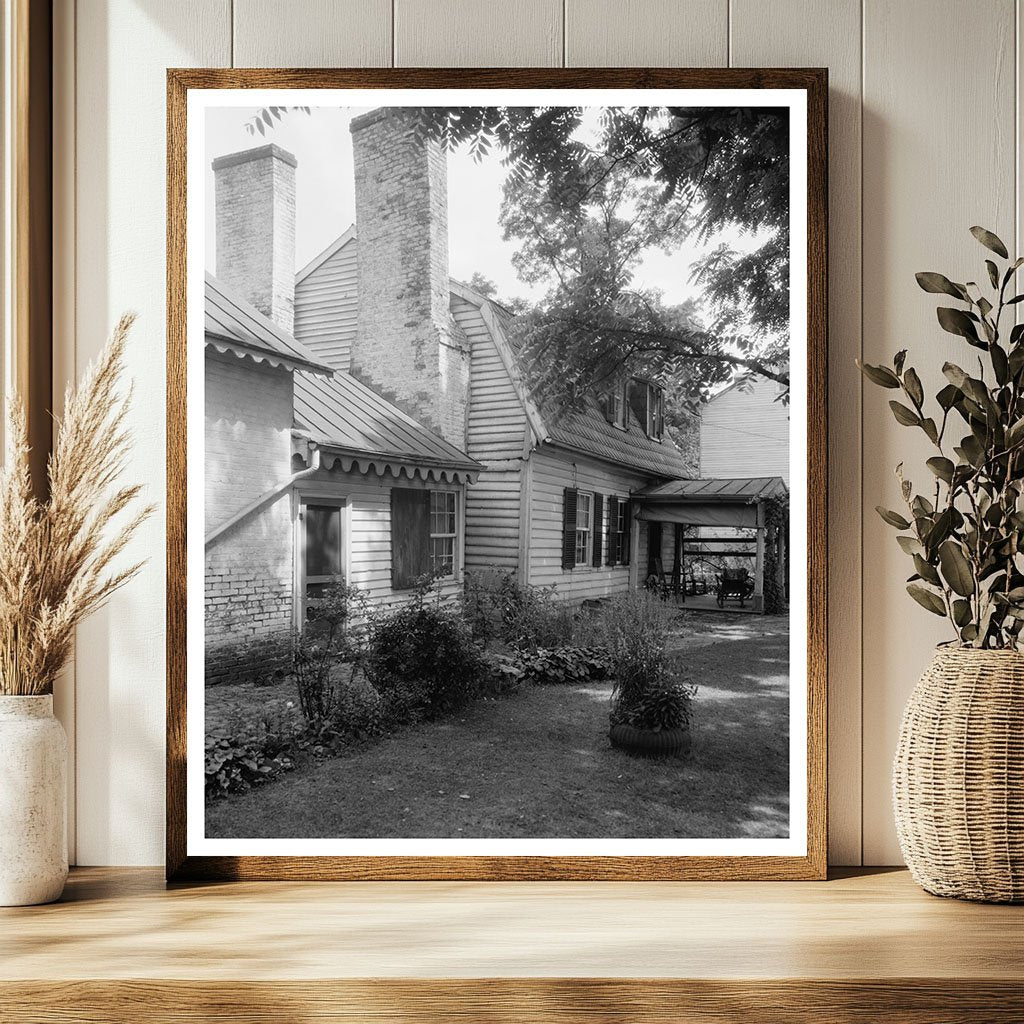 Fredericksburg, VA 20th Century Vintage Residence Photo