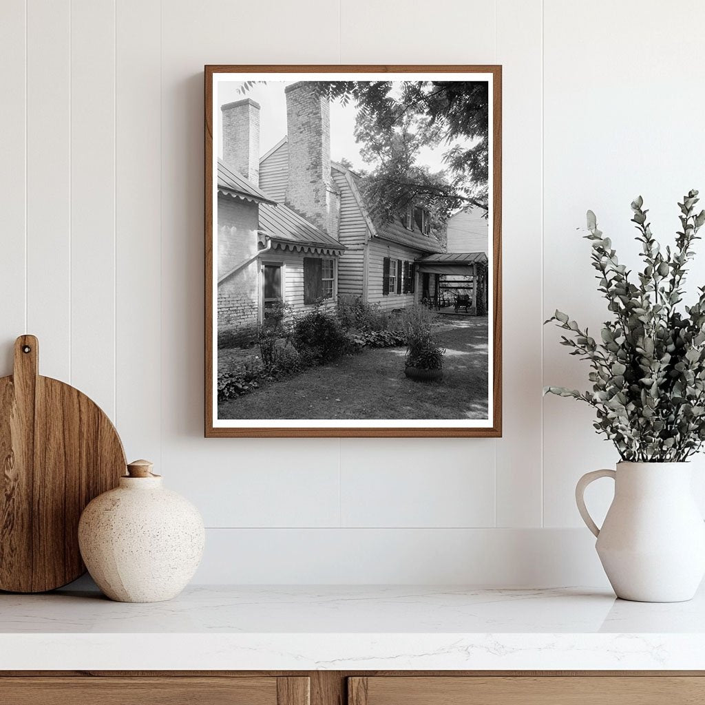 Fredericksburg, VA 20th Century Vintage Residence Photo