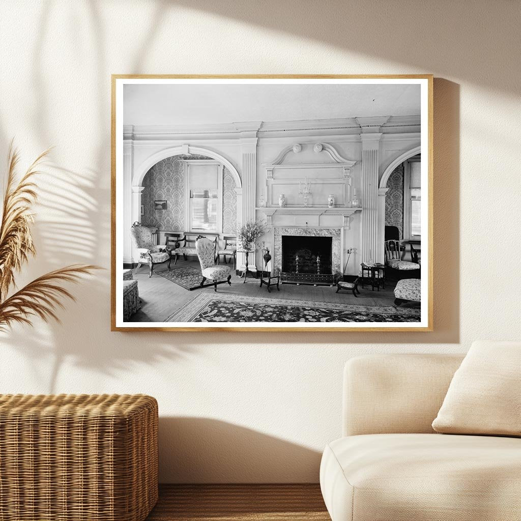 Courting Alcove in Fredericksburg, VA - 20th Century Image