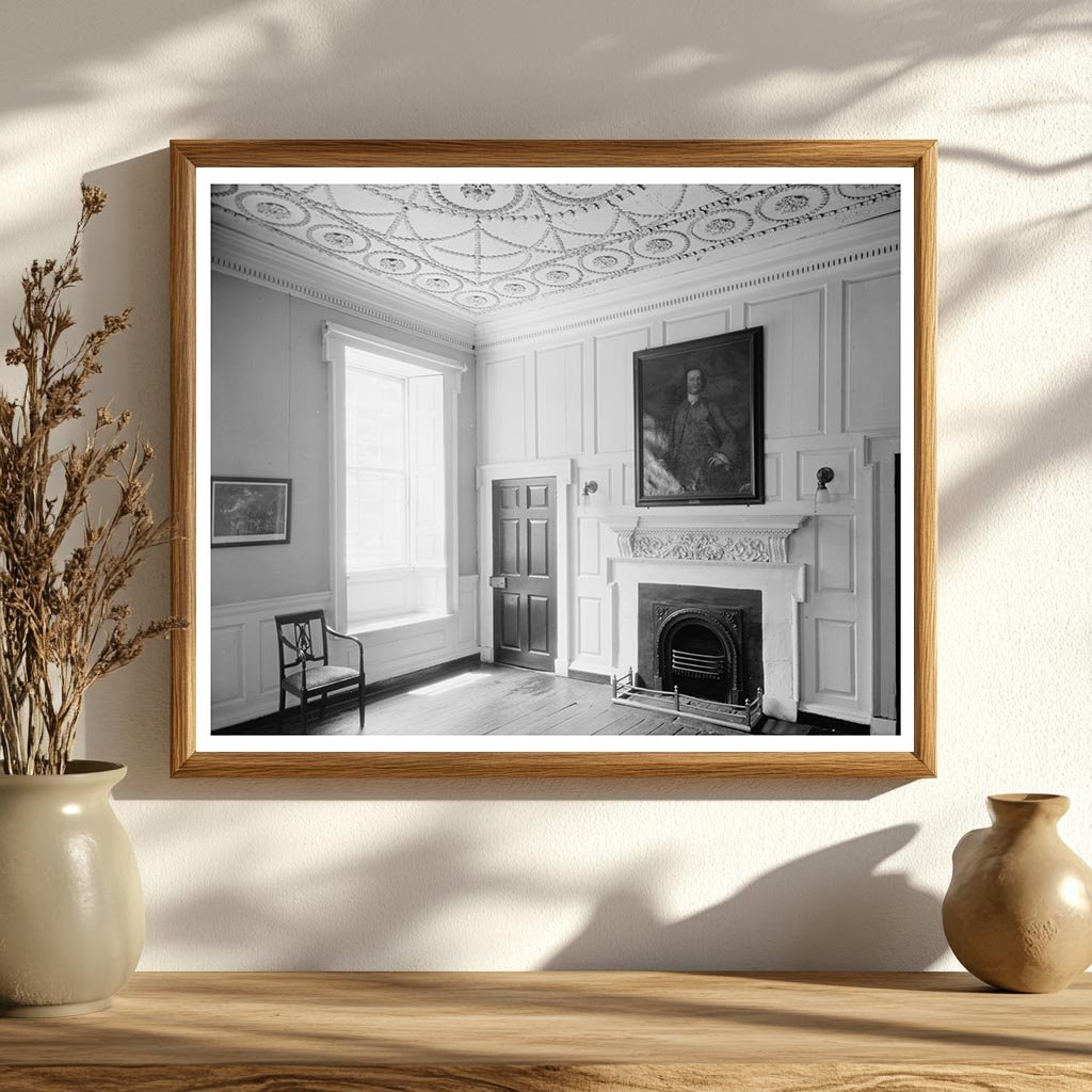 Dining Room in Fredericksburg, VA, 20th Century Photo