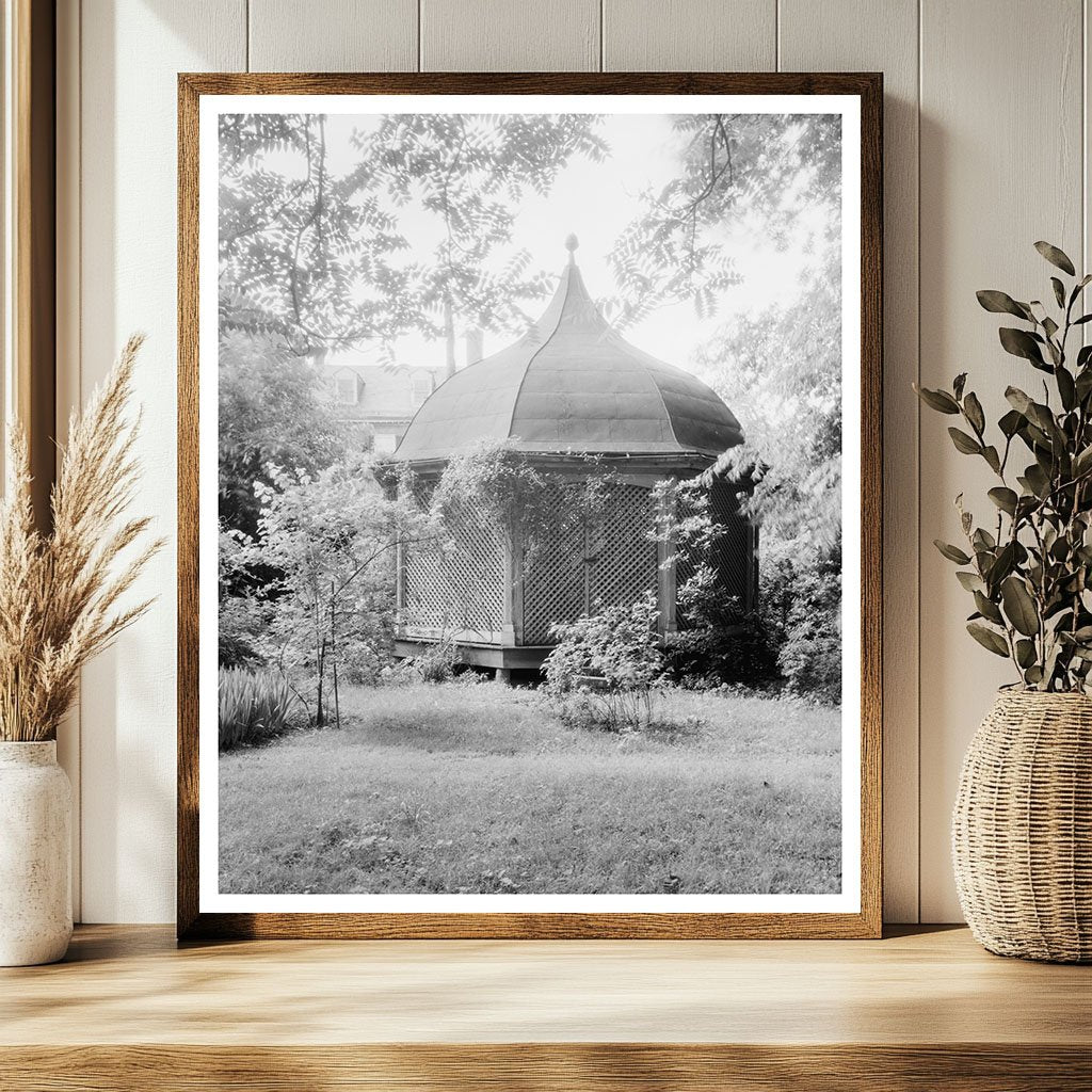 1780 Hexagonal Gazebo in Fredericksburg, VA