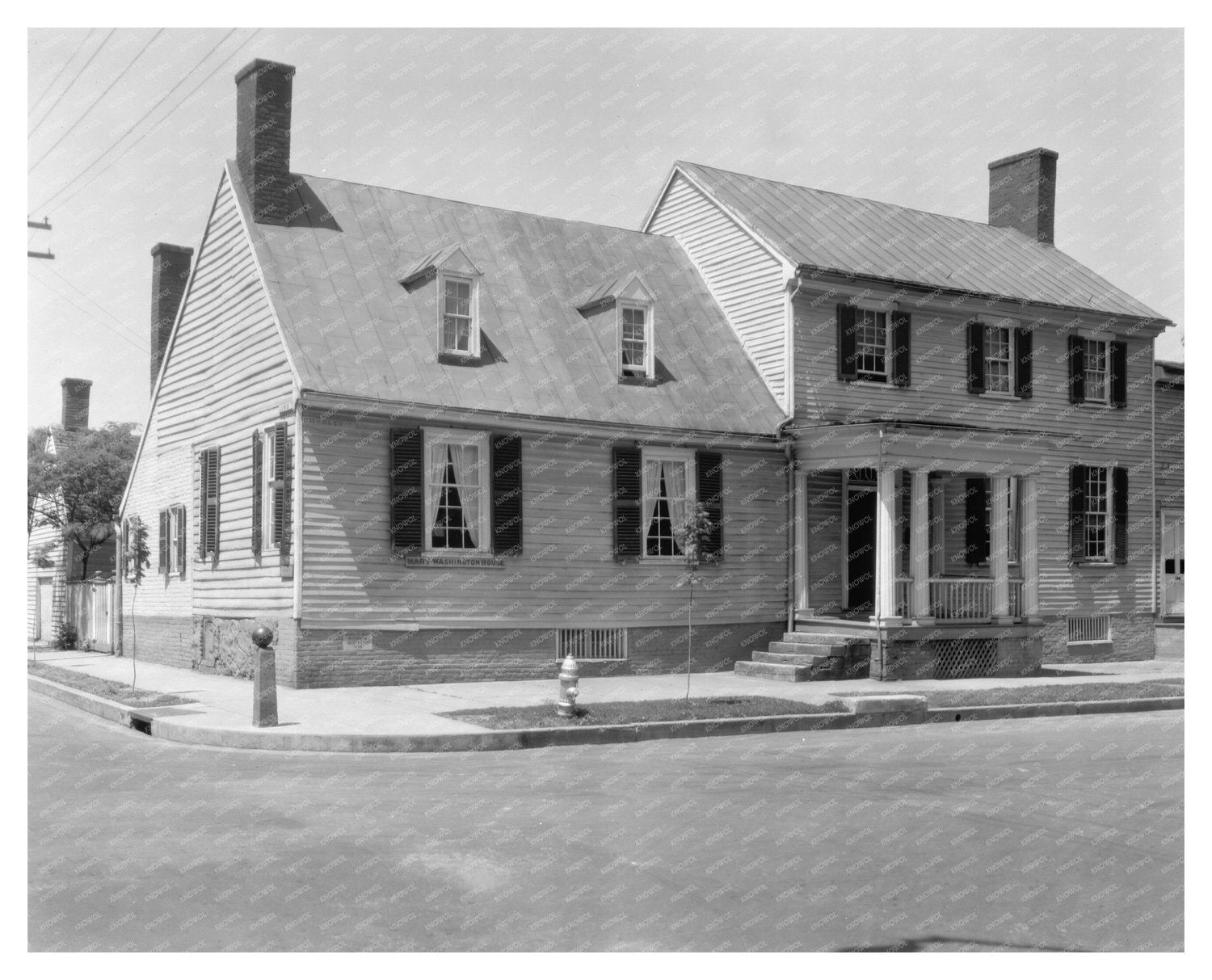 Fredericksburg VA House - Carnegie Survey Photo 20th Century