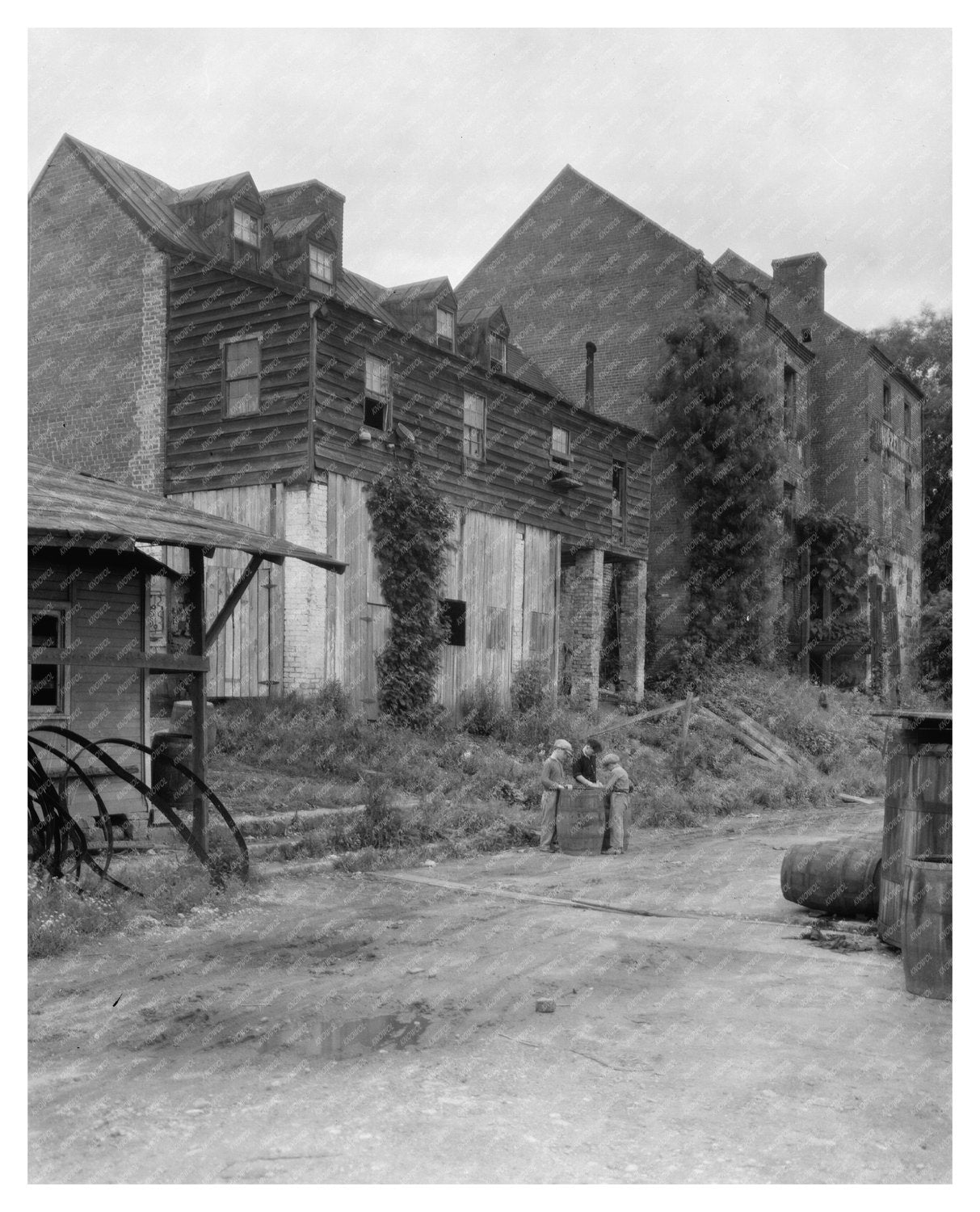 Fredericksburg VA Barrel Factory Photo, 20th Century