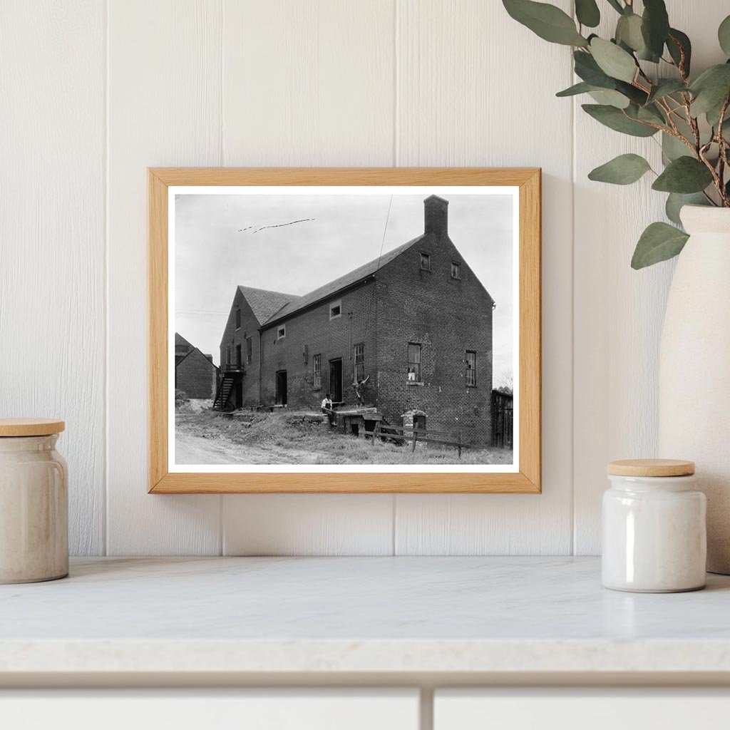 Fredericksburg VA Architecture Boys Photo Early 20th Century