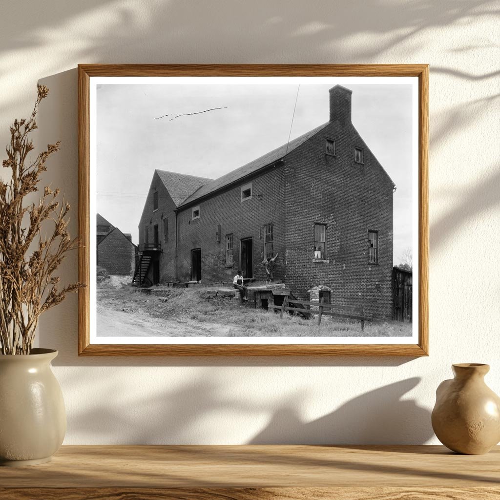 Fredericksburg VA Architecture Boys Photo Early 20th Century