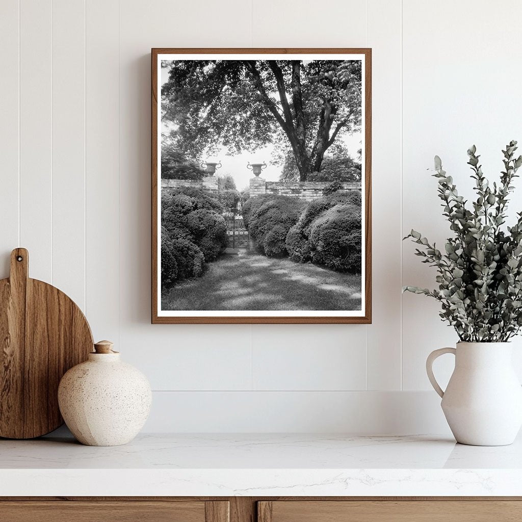 Restoration of Virginia Estate, Fredericksburg 20th Century