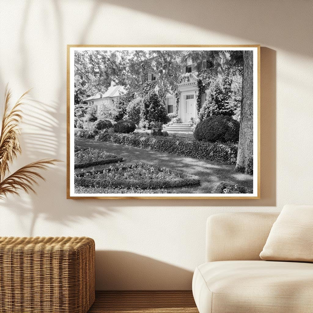 Fredericksburg VA Estate Restoration Photograph, 20th Centur