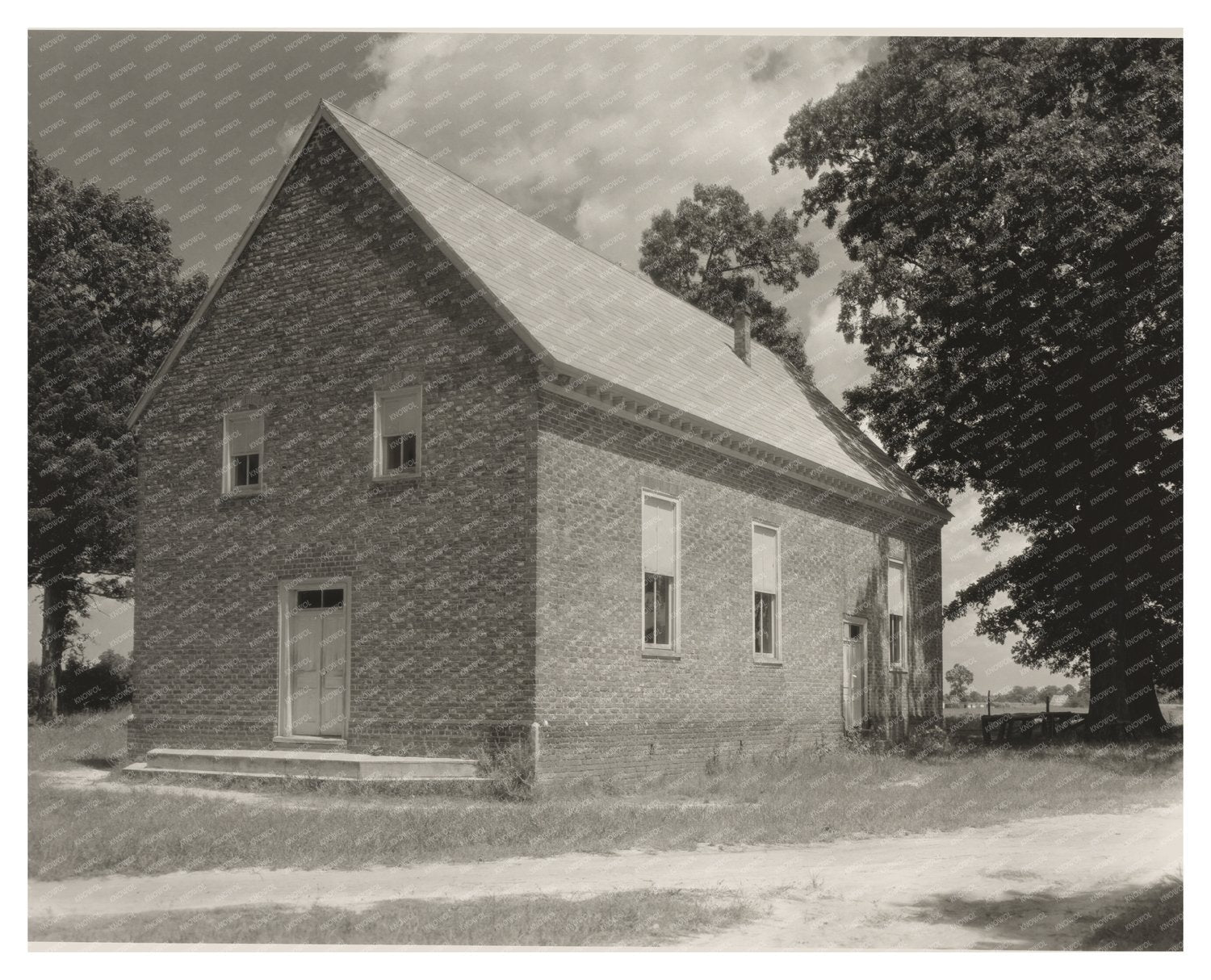 Historic Building in Mangohick, VA - 1735 Architecture