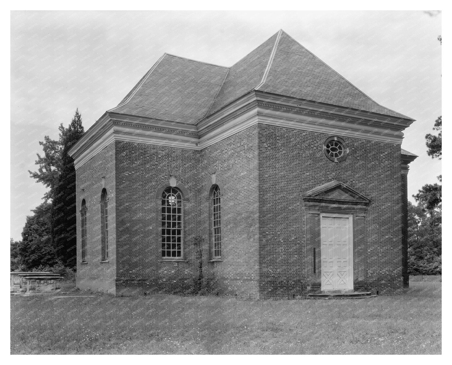 Historic Church in Kilmarnock, VA - Built 1669