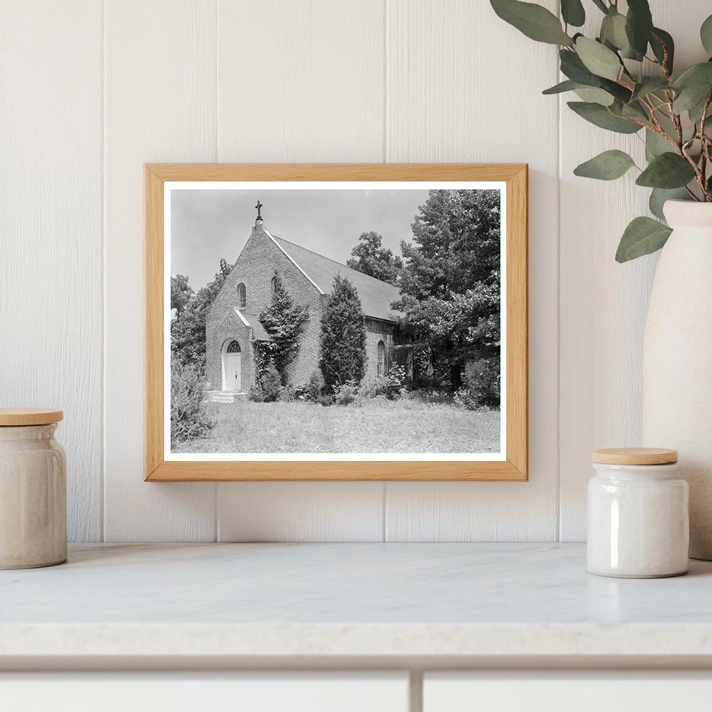 1736 Church in Norfolk, VA: A Historic Snapshot from 1930