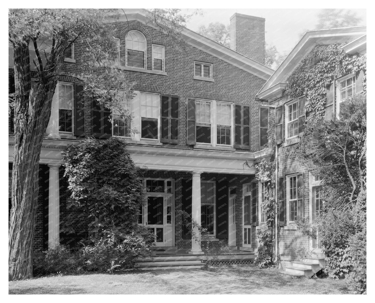 Historic Building in Leesburg, VA - 1822 Architecture