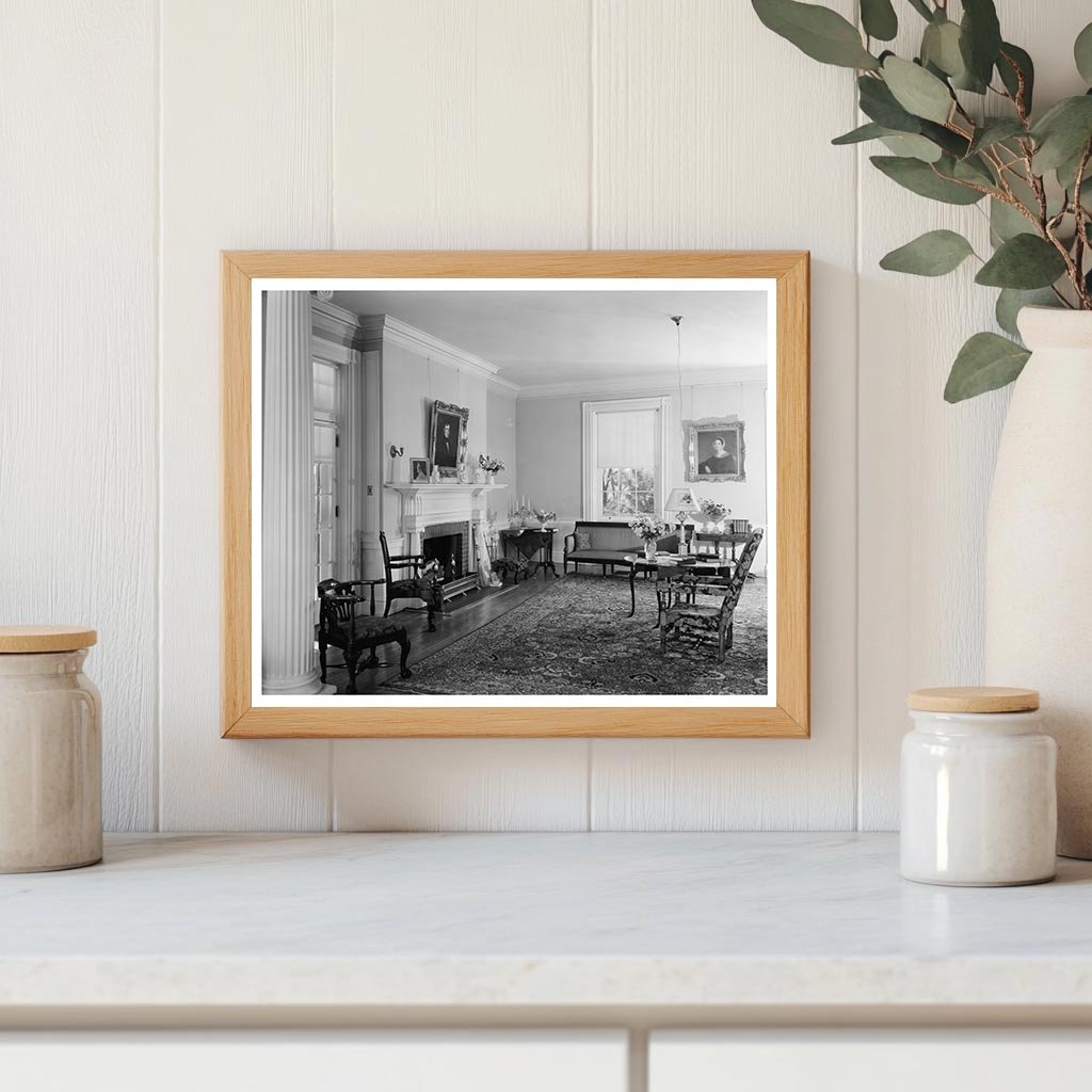 1822 Interior of Historic Home in Leesburg, Virginia