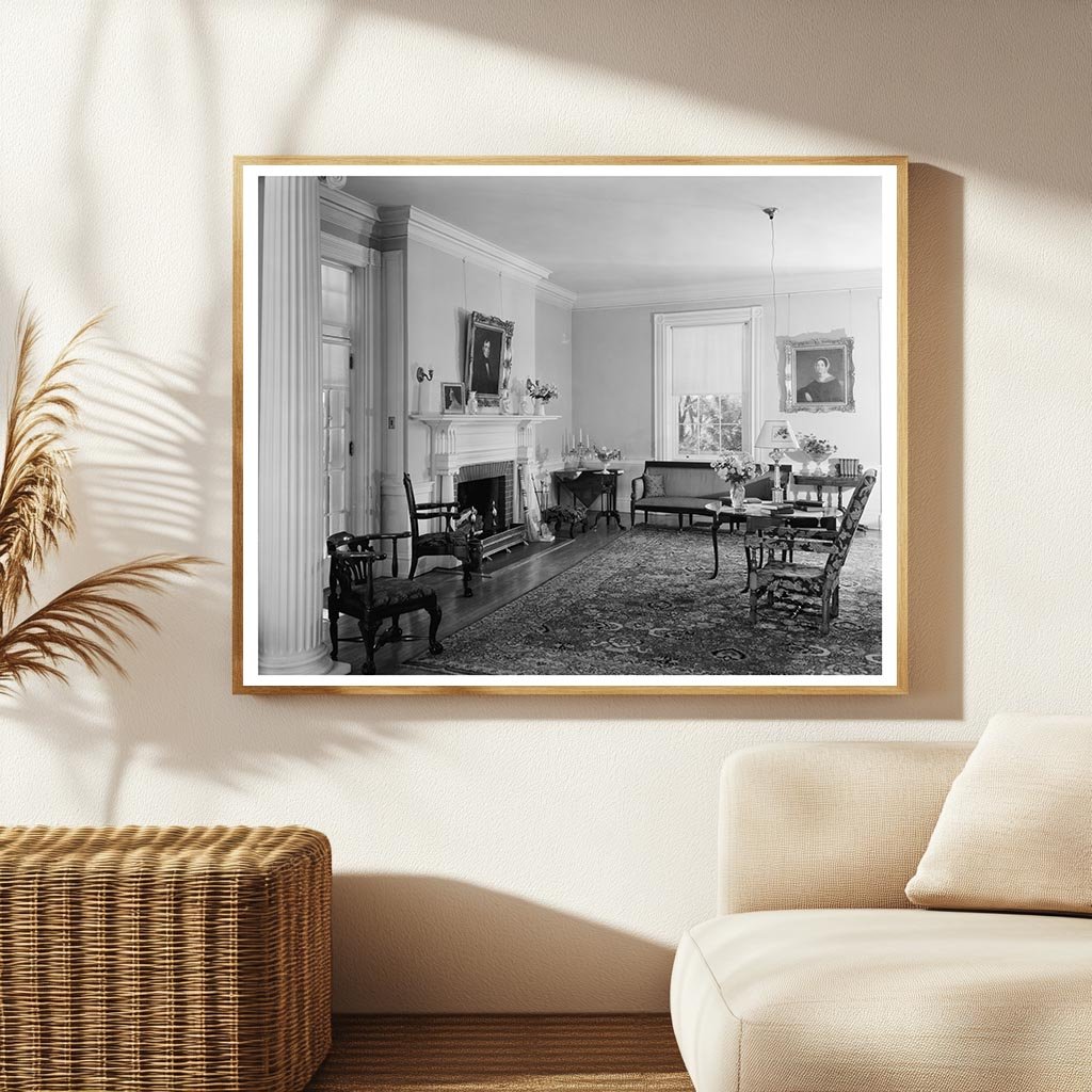 1822 Interior of Historic Home in Leesburg, Virginia