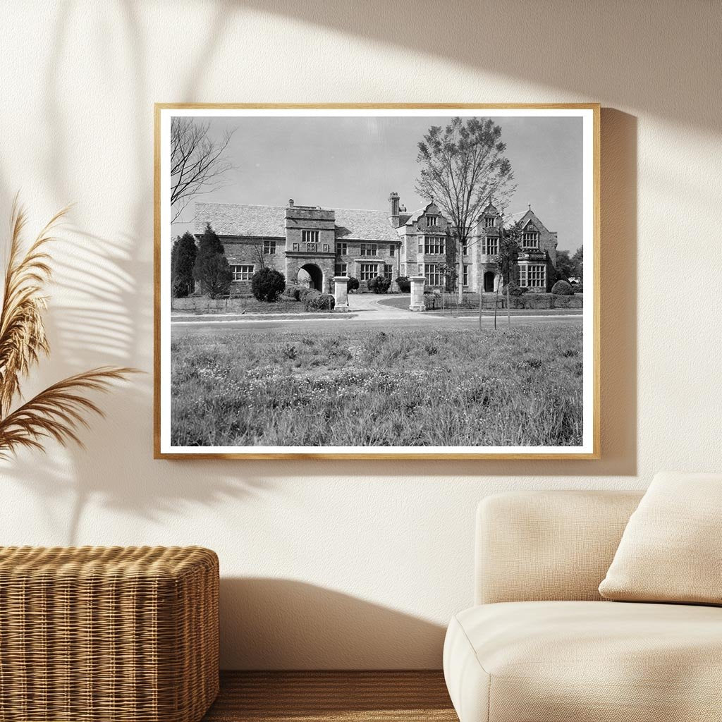 Richmond VA Mansion Photo - Carnegie Survey 1953