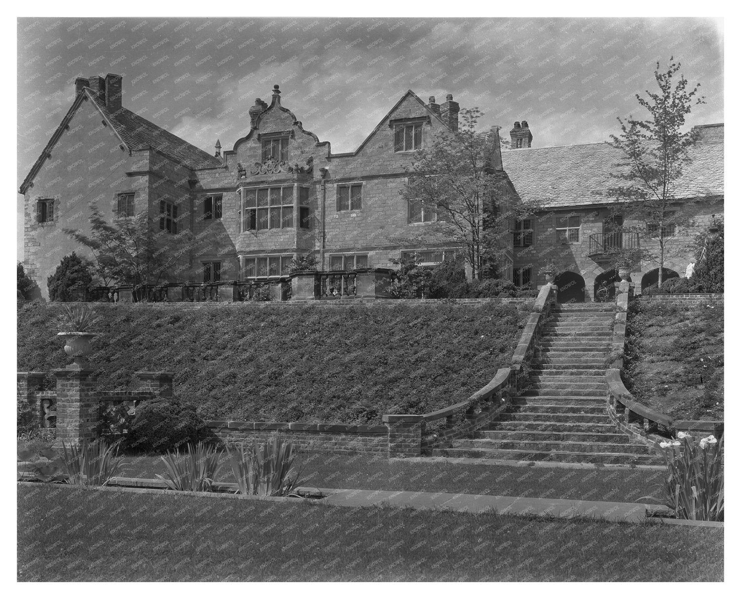 Richmond VA Mansion Photo, 20th Century Architecture