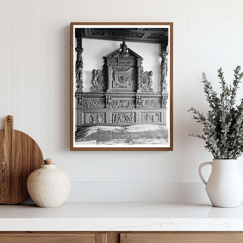 Richmond VA Interior Scene, Early 1900s Vintage Photo