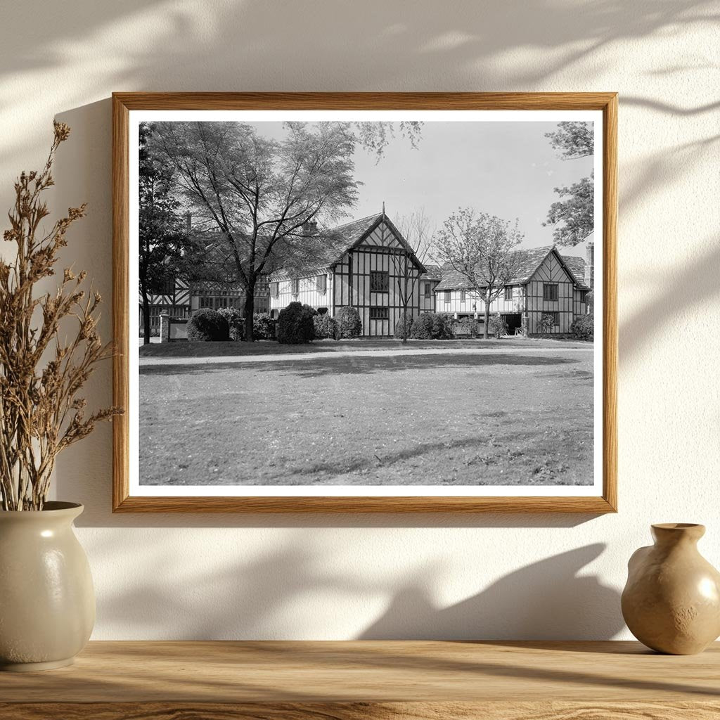 Richmond VA Estates: 1900s Architectural Photograph