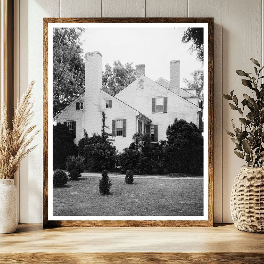 1791 Structure in Richmond, VA: Vintage Architectural Photo