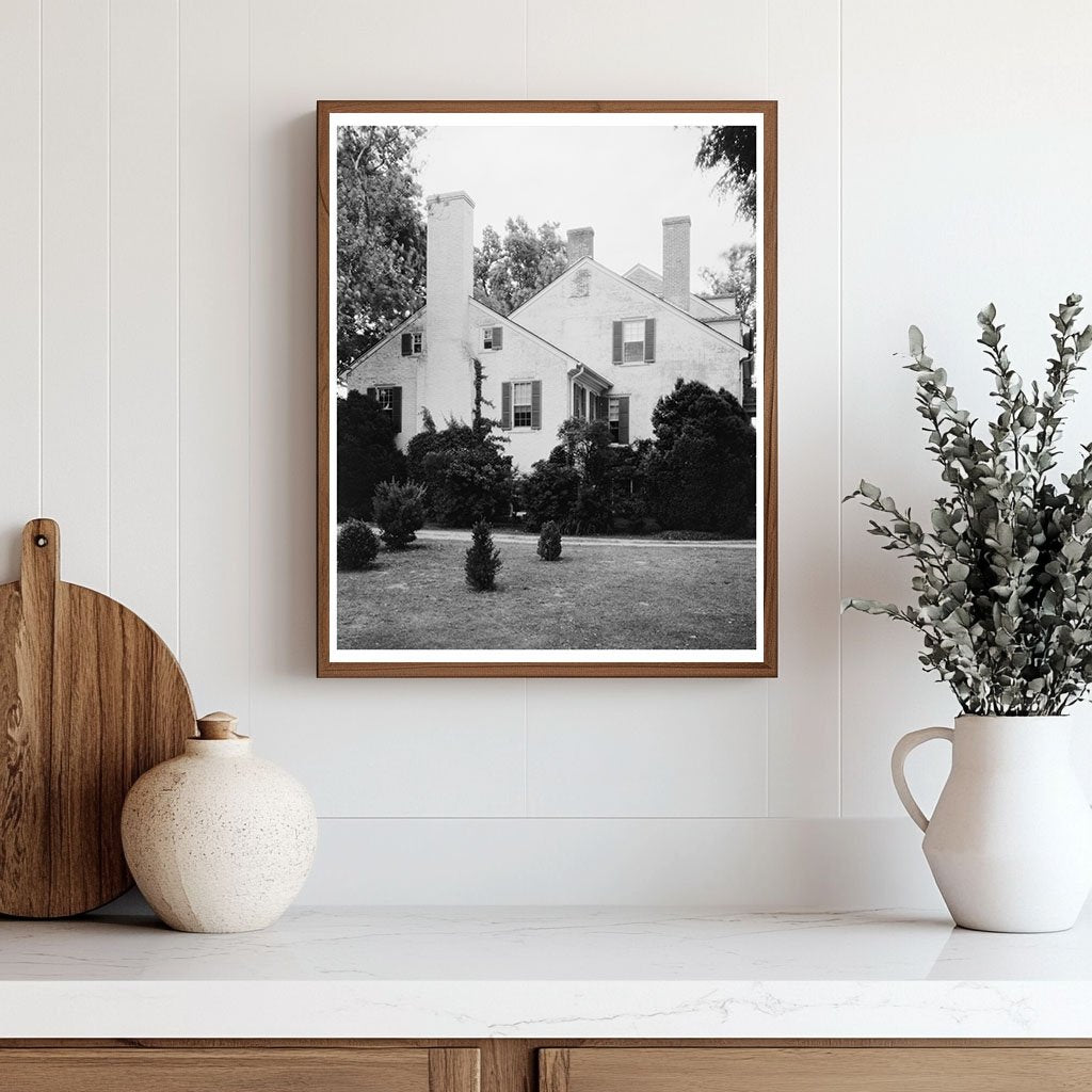 1791 Structure in Richmond, VA: Vintage Architectural Photo