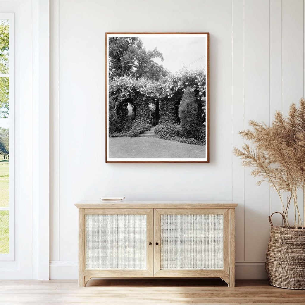 Historic Garden in Richmond, VA - 1791 Photography