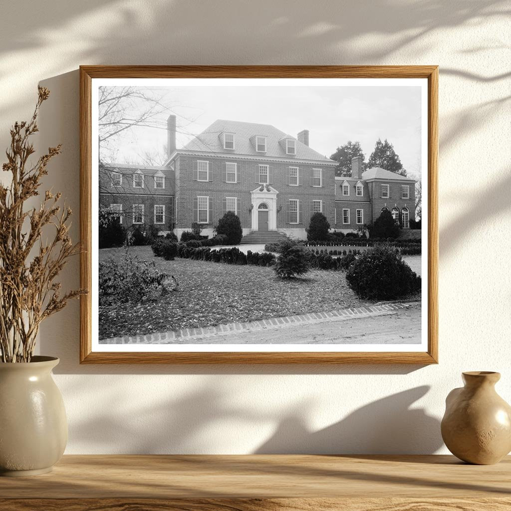 Historic Mansion in Richmond, VA - Early 20th Century