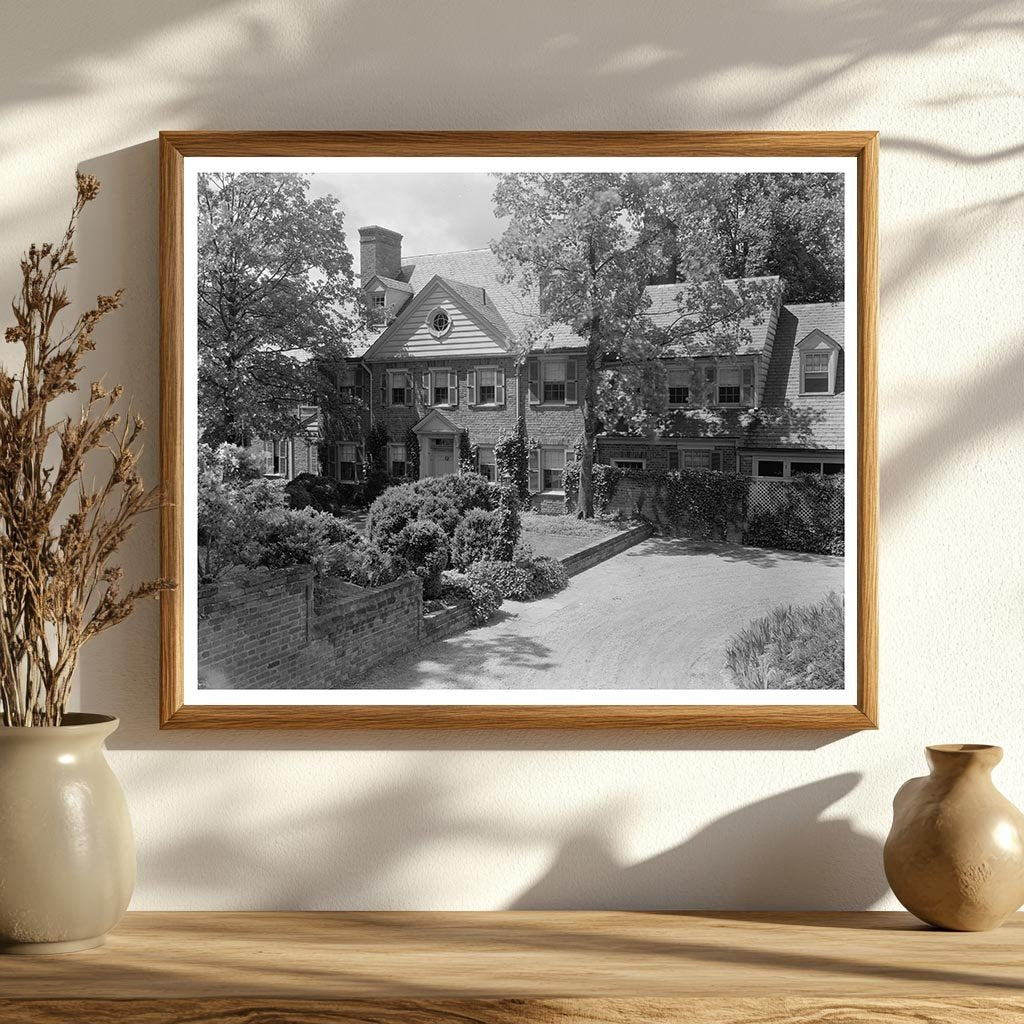 Vintage Richmond, VA Residential Scene from 1900s