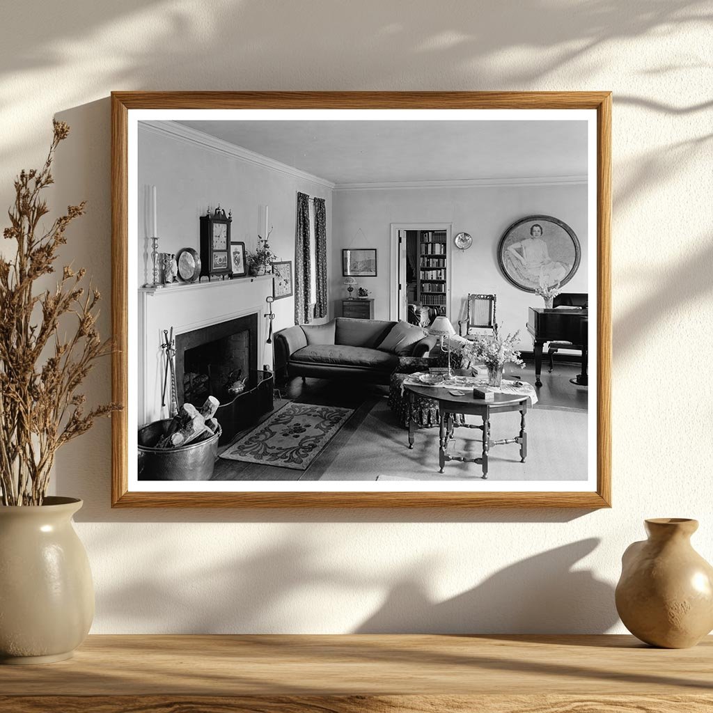 Richmond, VA Interior Scene Photograph, Early 20th Century