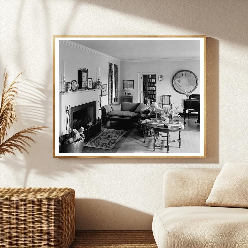 Richmond, VA Interior Scene Photograph, Early 20th Century