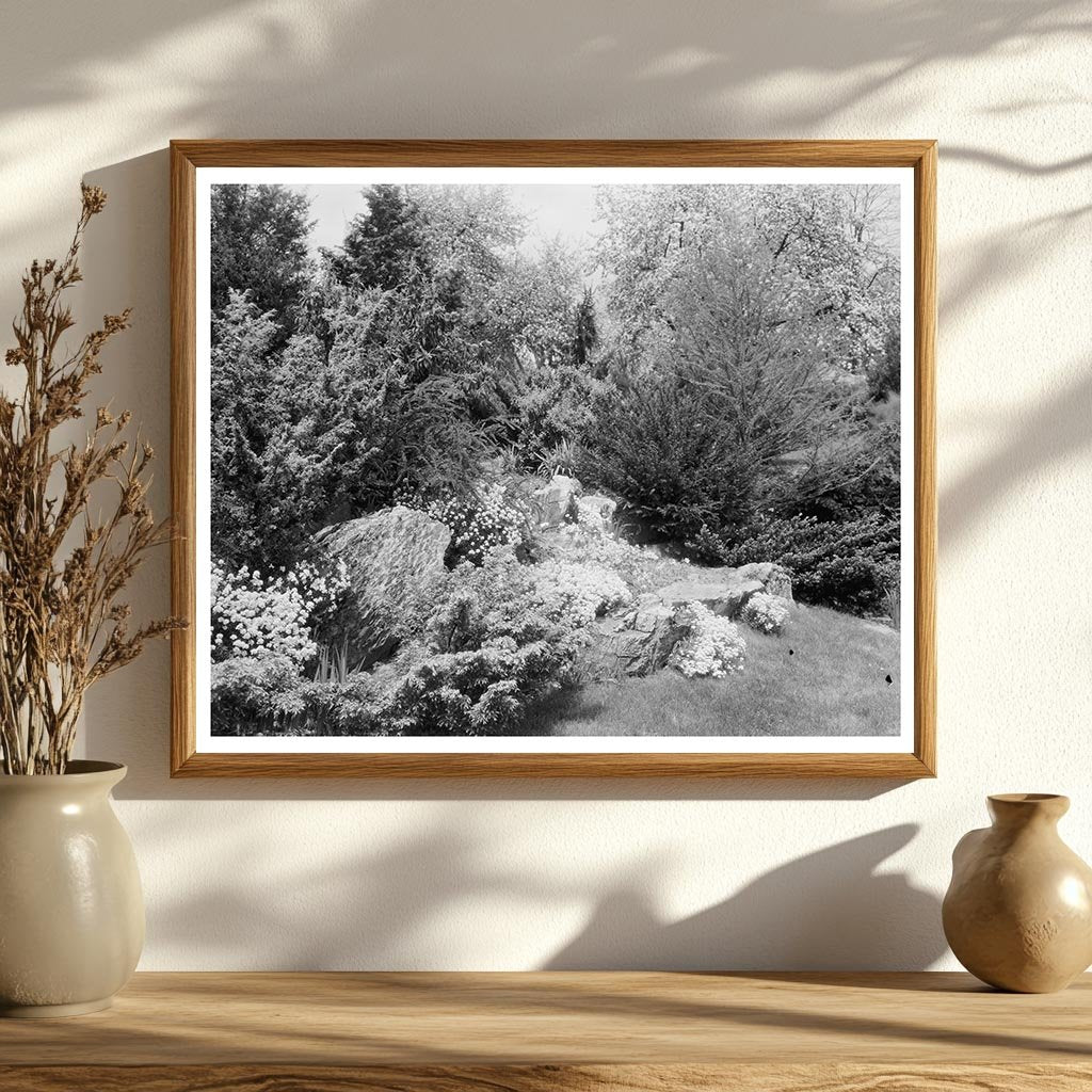 Early 1900s Garden Scene, Boyce, VA - Historical Photo