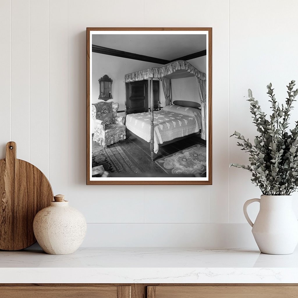 Historic Bedroom Photo, Middleburg, VA, Early 1900s