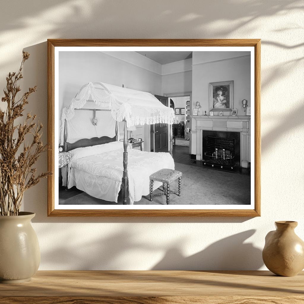 Early 20th-Century Bedroom in Alexandria, VA