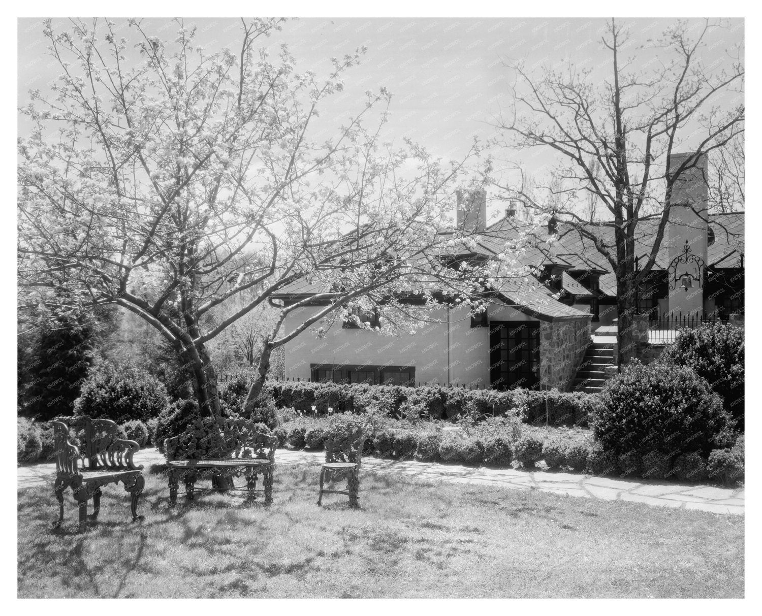 Vintage Garden Scene in Warrenton, VA, Early 1900s