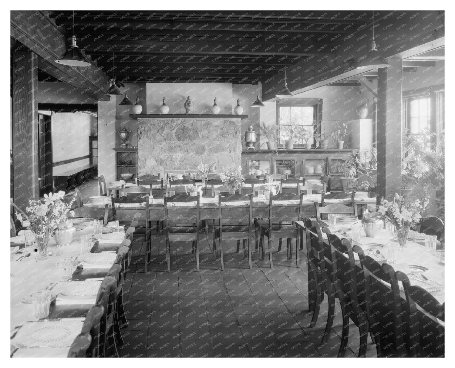 Vintage Dining Room Photo, Warrenton VA, 1900s