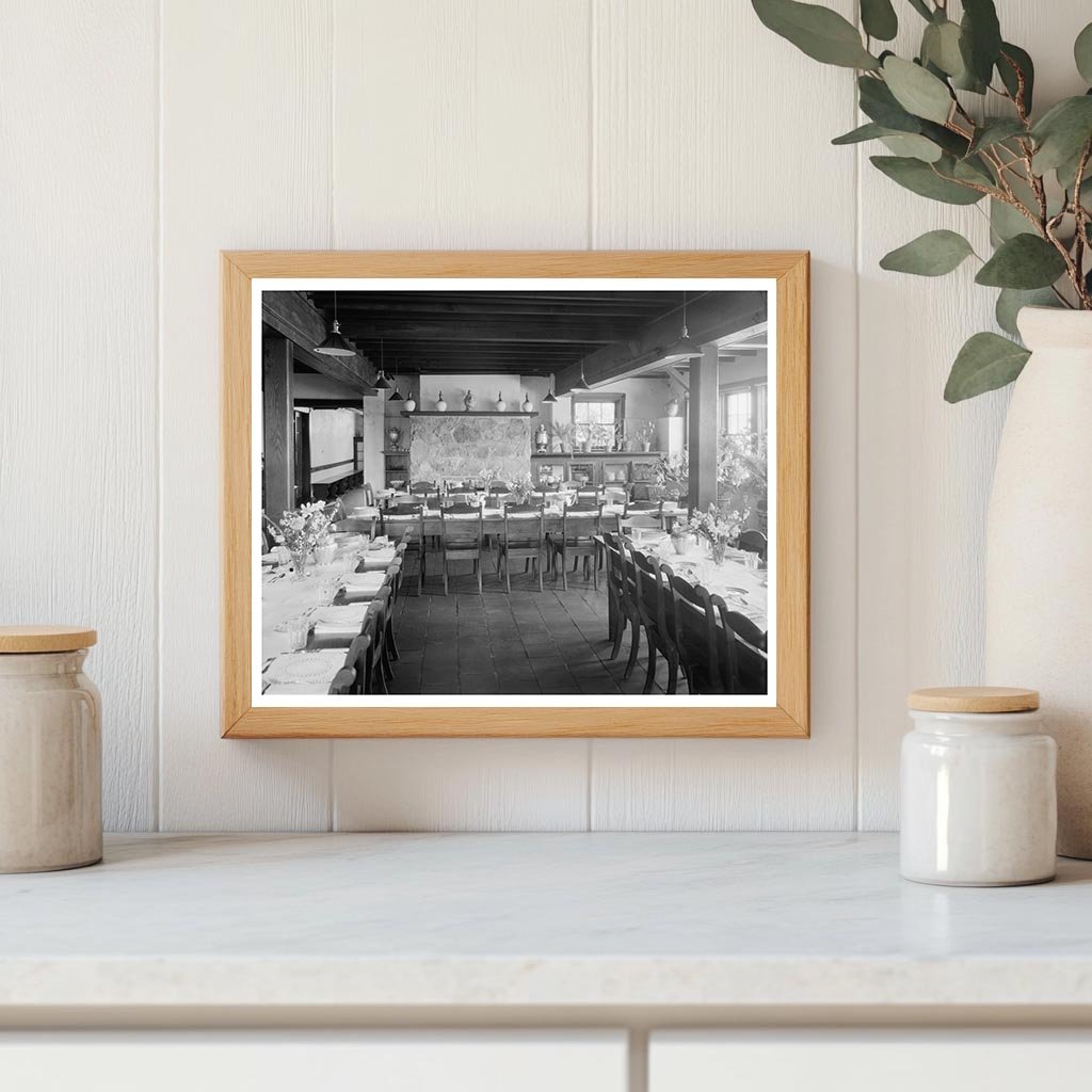 Vintage Dining Room Photo, Warrenton VA, 1900s