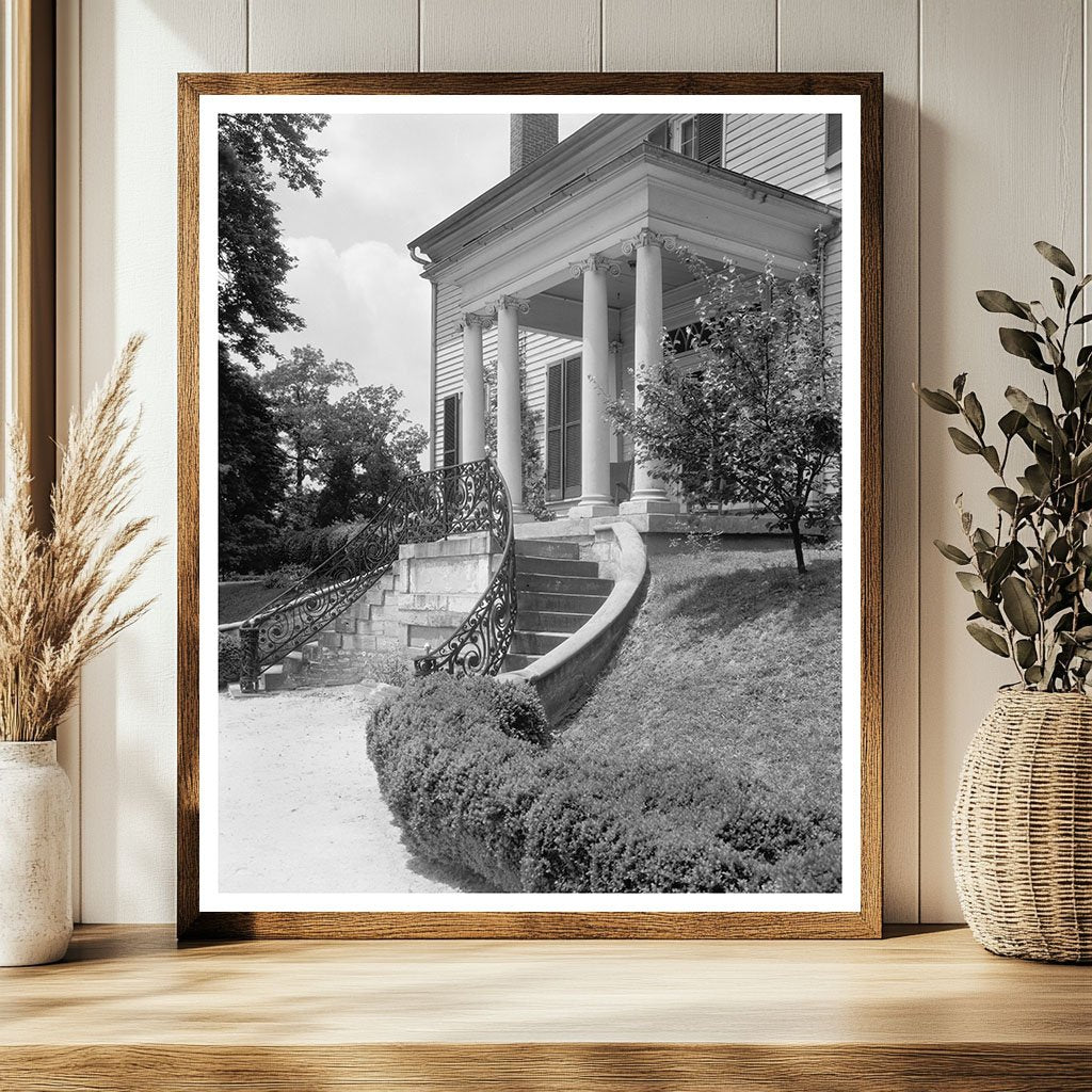 Historic Home in Falmouth, VA - 20th Century Architecture