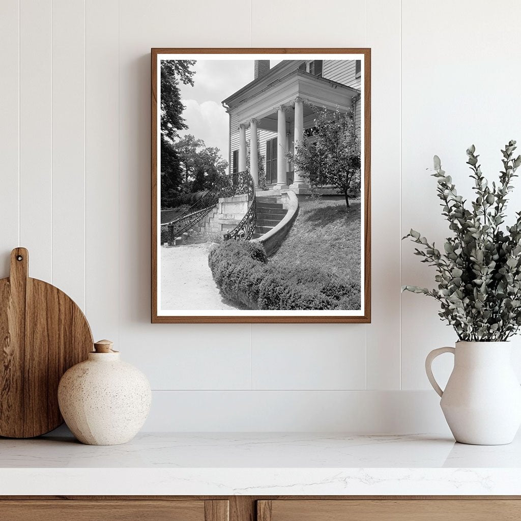 Historic Home in Falmouth, VA - 20th Century Architecture