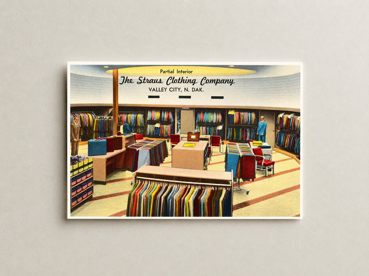 Valley City, ND: The Straus Clothing Company