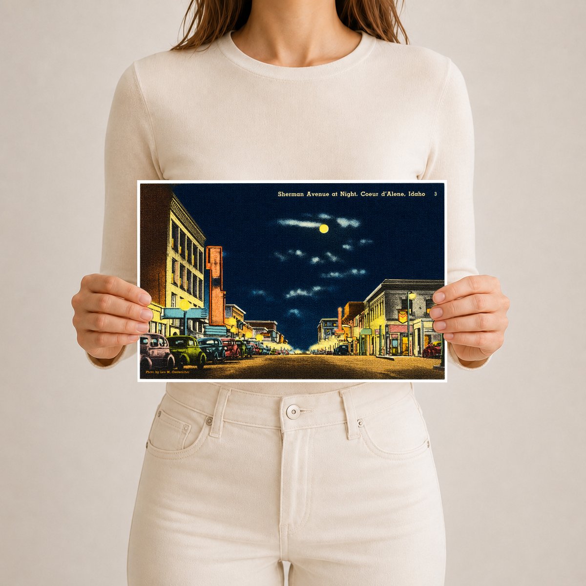 Coeur d'Alene, ID: Sherman Avenue at night