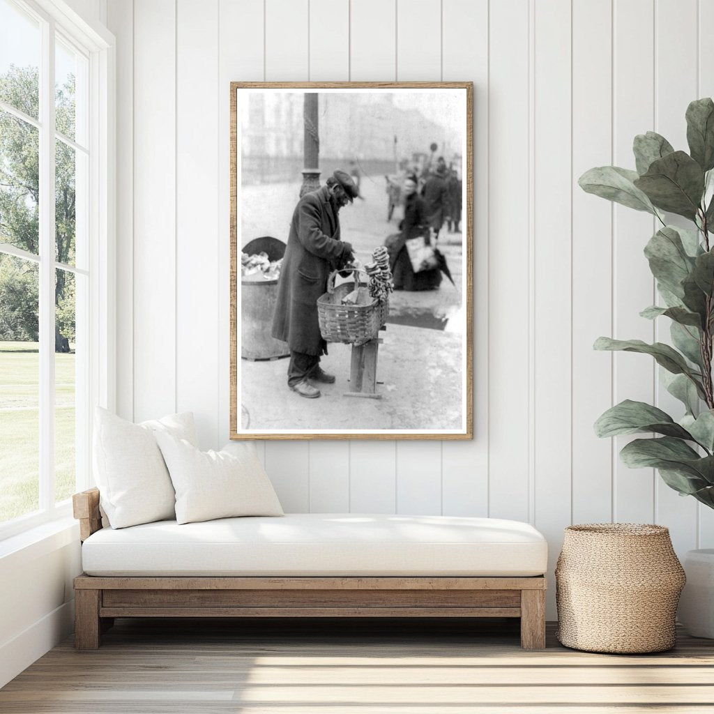 1917 NYC East Side Street Food Vendor in Action