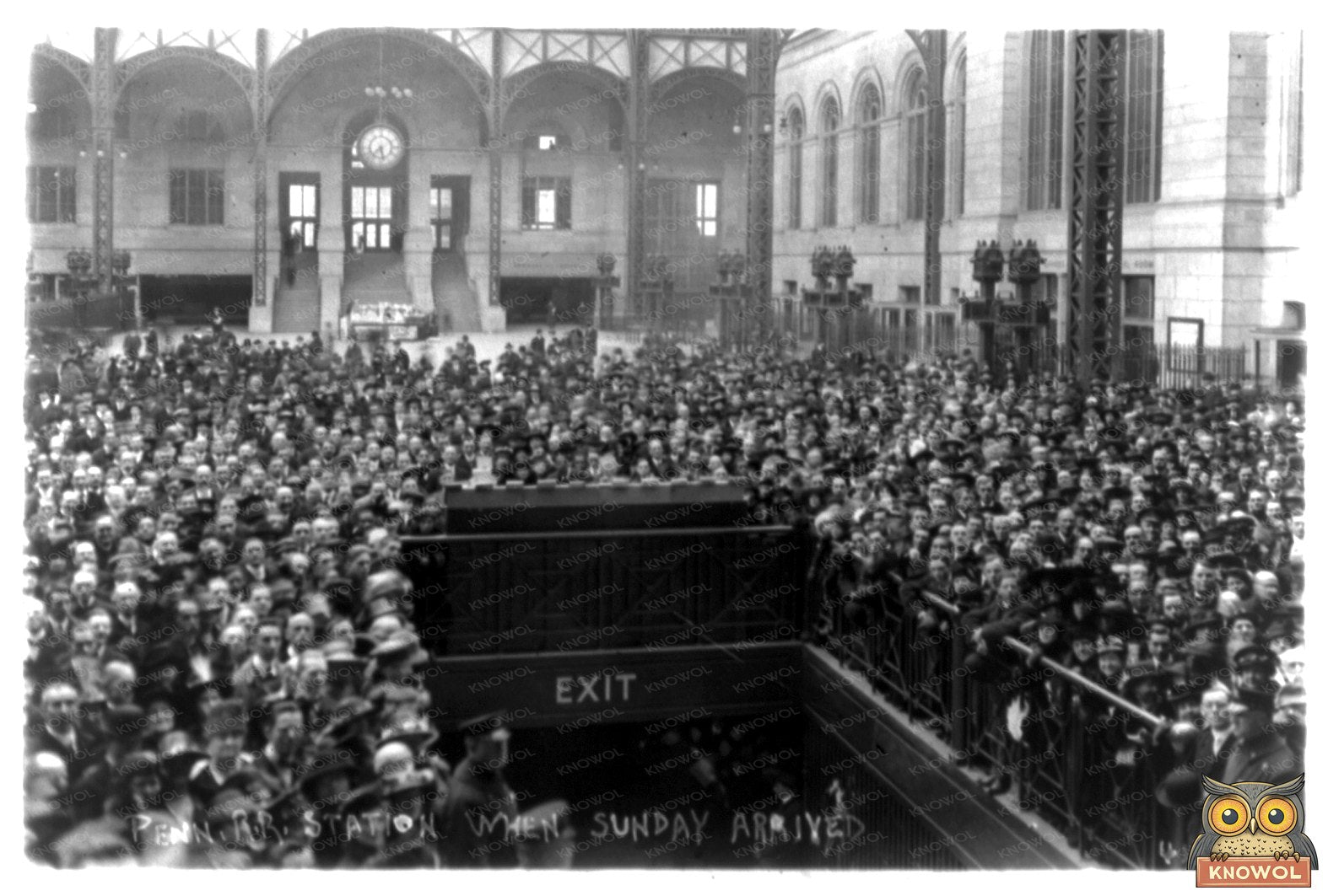 Sunday Serenity: 1917 Bustle at Penn Station NYC