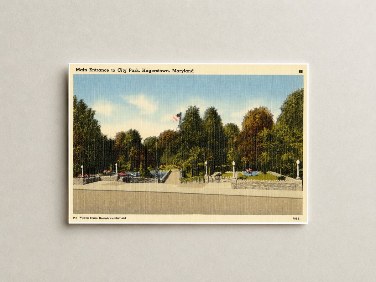 Main entrance to City Park, Hagerstown, Maryland — Vintage Maryland Postcard