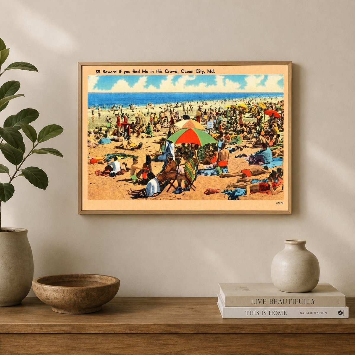 $5 Reward if you find me in this crowd, Ocean City, MD — Vintage Maryland Postcard